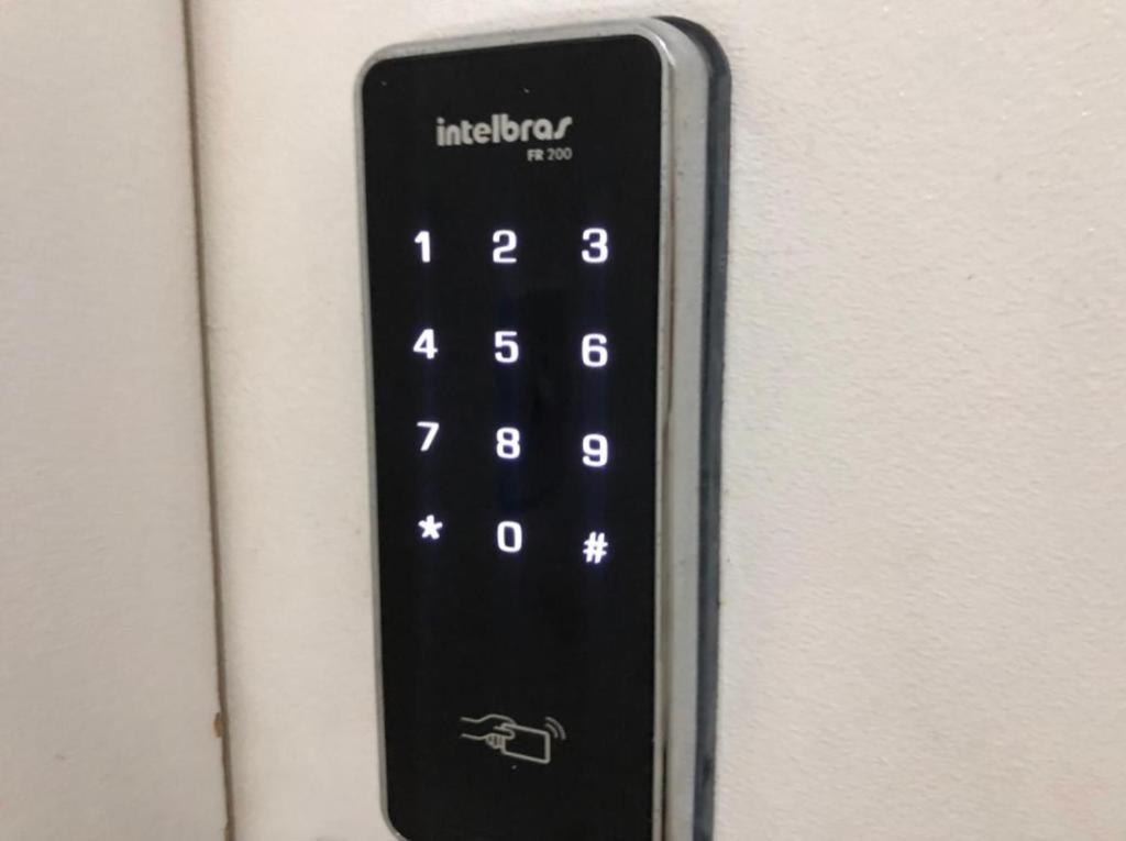 Apt2 Piscina Netflix Wifi Ar Cond Prox A 2 Shoppigns Fortaleza  Bagian luar foto